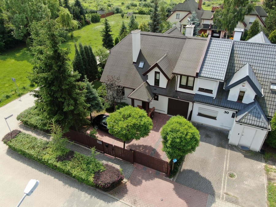 piaseczyński, Piaseczno, Julianów, Urzekający dom 162 m2 Julianów, piękny ogród.