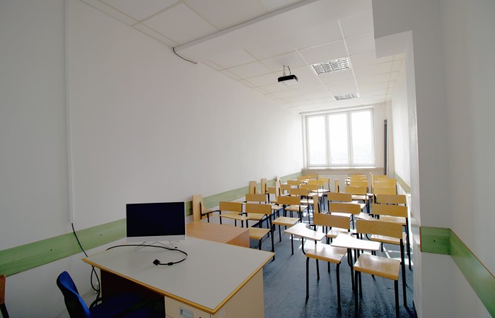 Warszawa, Wola, Wola, al. Prymasa Tysiąclecia, Lokal użytkowy 600 m2 na 2 p. budynku - uczelnia