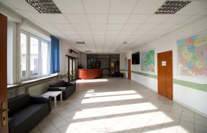 Warszawa, Wola, Wola, al. Prymasa Tysiąclecia, Lokal użytkowy 600 m2 na 2 p. budynku - uczelnia